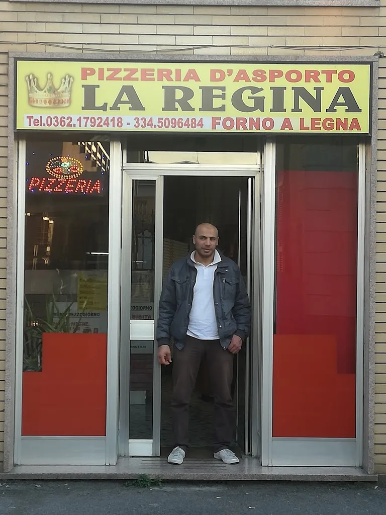 Pizzeria La Regina Villa Raverio_Besana in Brianza_slider_image_3