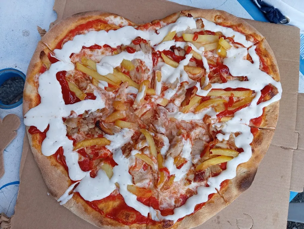 Pizzeria Che Pizza_Besana in Brianza_slider_image_2