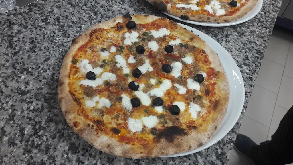 Menu_Pizzeria Enjoy_Bianzone_image_5