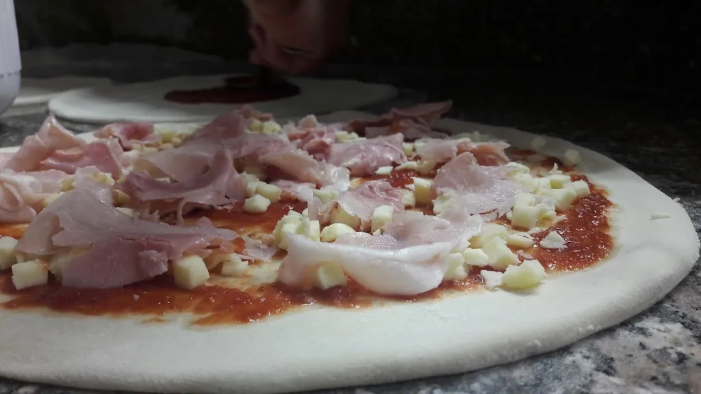 Menu_Pizzeria Enjoy_Bianzone_image_6