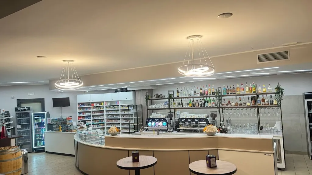 Freetime Café restaurant in Bizzarone