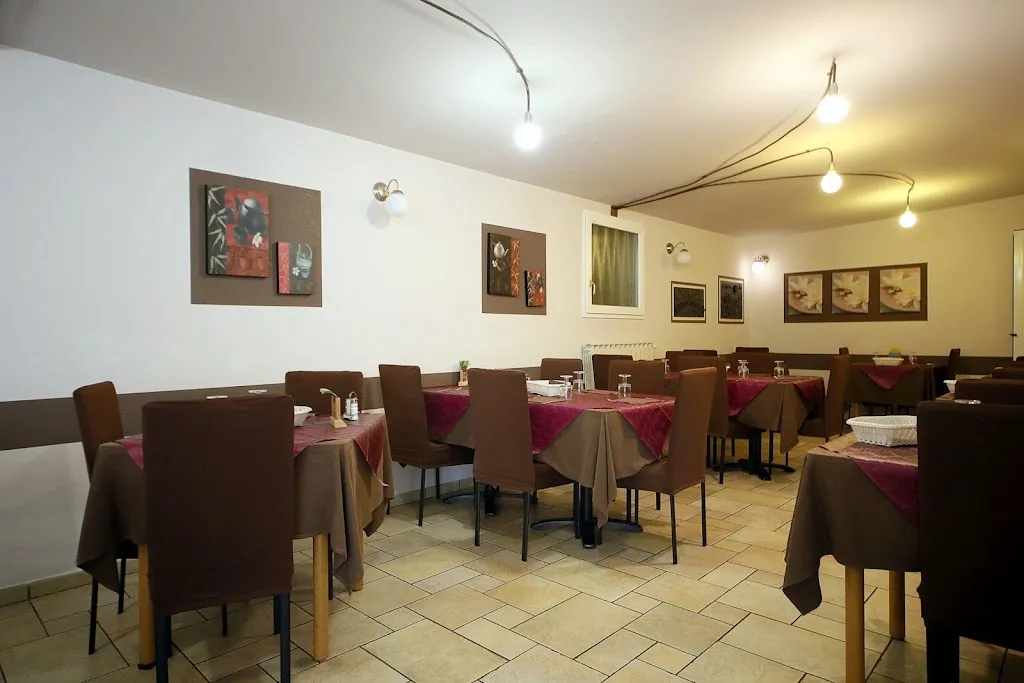 Rugantino ristorante pizzeria restaurant in Bienno