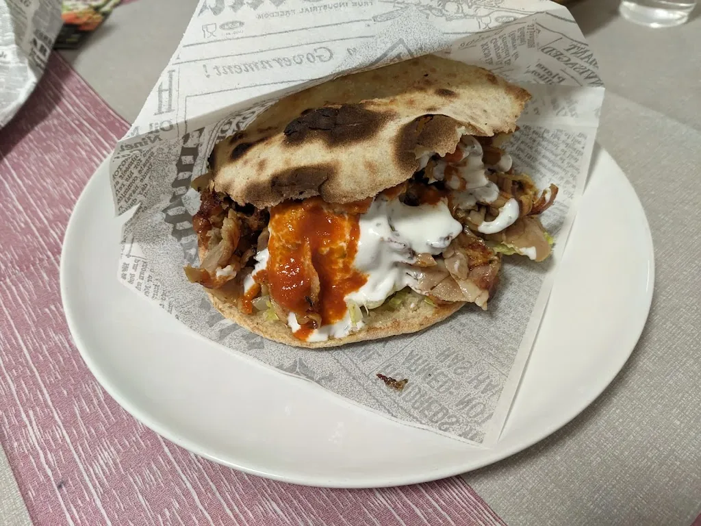 Shez Lacroix_Al Pizzicotto_Bienno_review