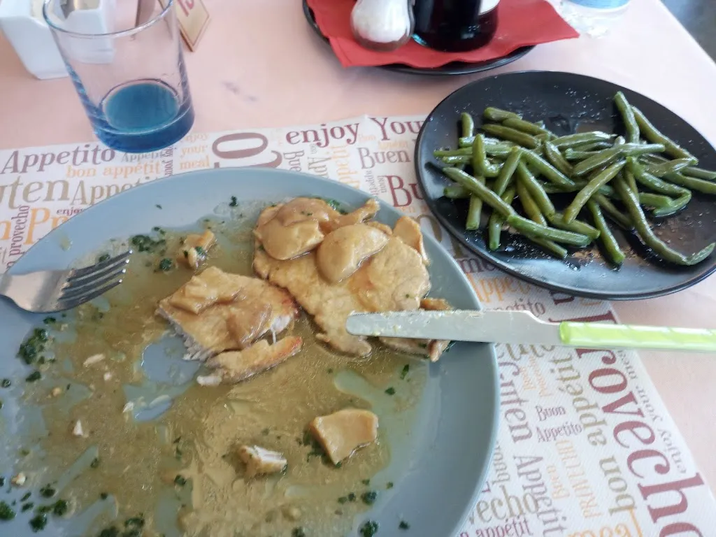 Bar Trattoria Arcobaleno_Bettola-Zeloforomagno_slider_image_3