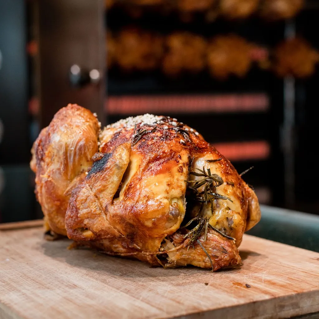 Rooster Streetfood Rotisserie_Bettola-Zeloforomagno_slider_image_2