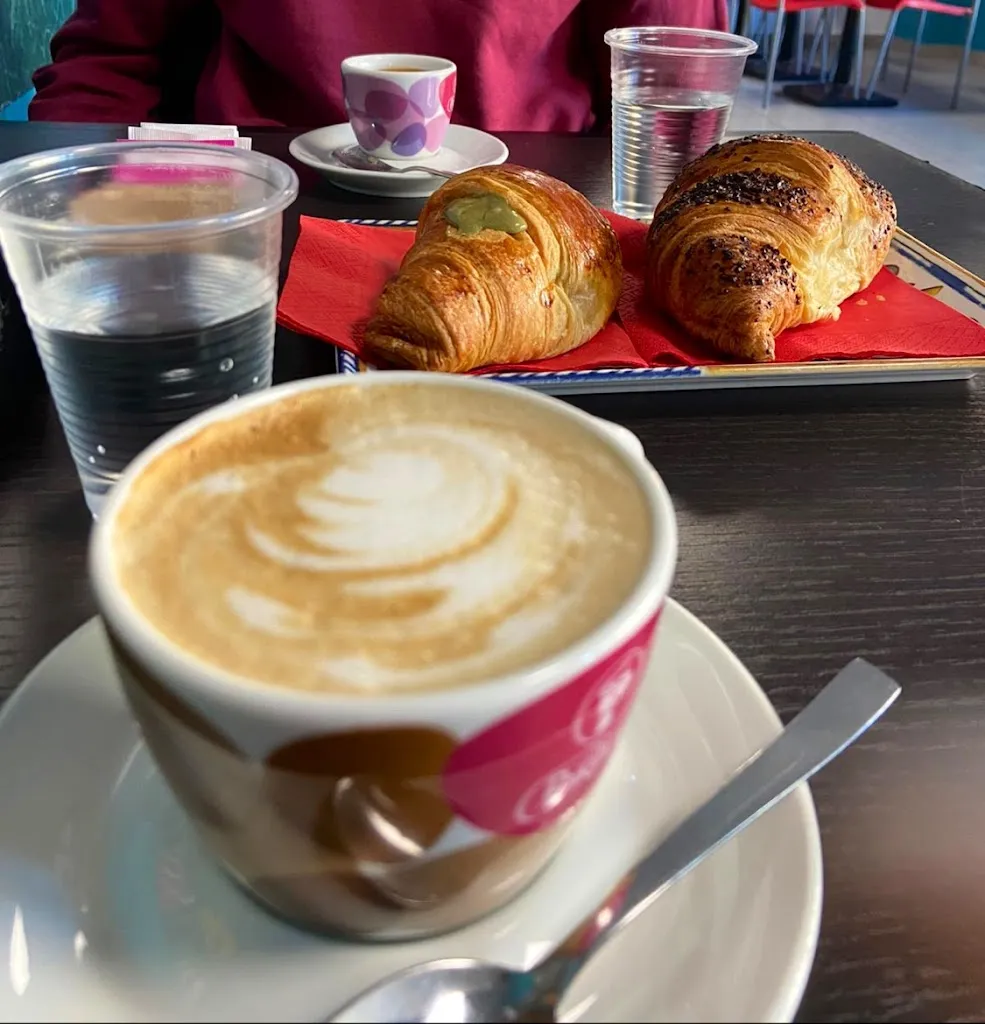 Leonard Sutera_TIME SQUARE_Bettola-Zeloforomagno_review