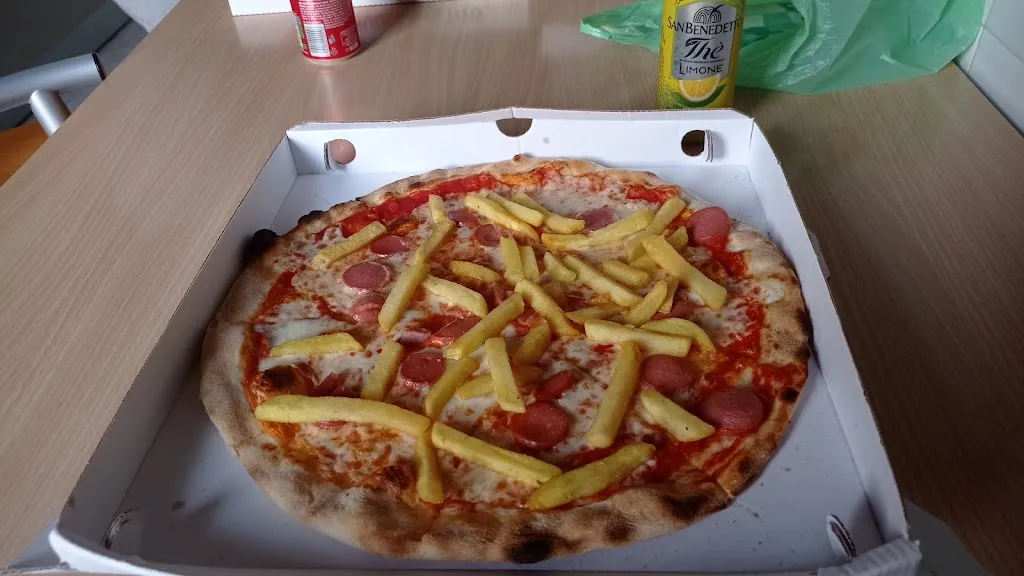 Pizzeria Biancaneve Peschiera Borromeo_Bettola-Zeloforomagno_slider_image_2