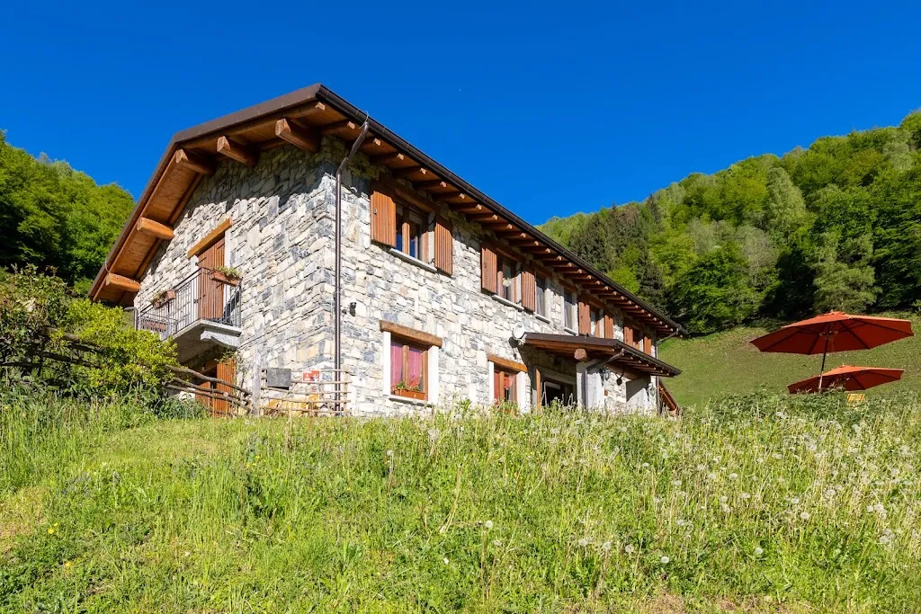 Agriturismo Le Radici restaurant in Blessagno