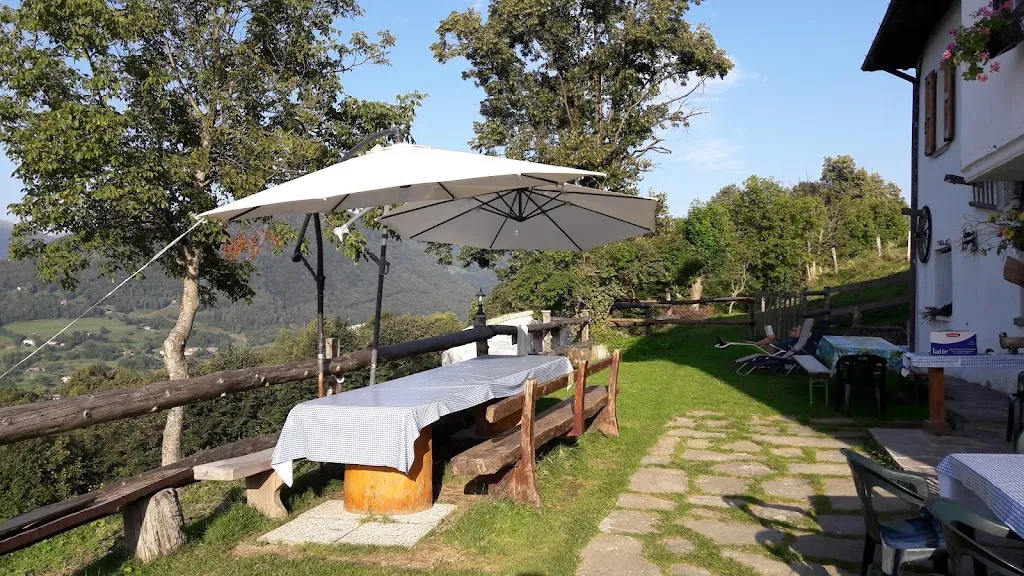 Baita Bavé restaurant in Blessagno