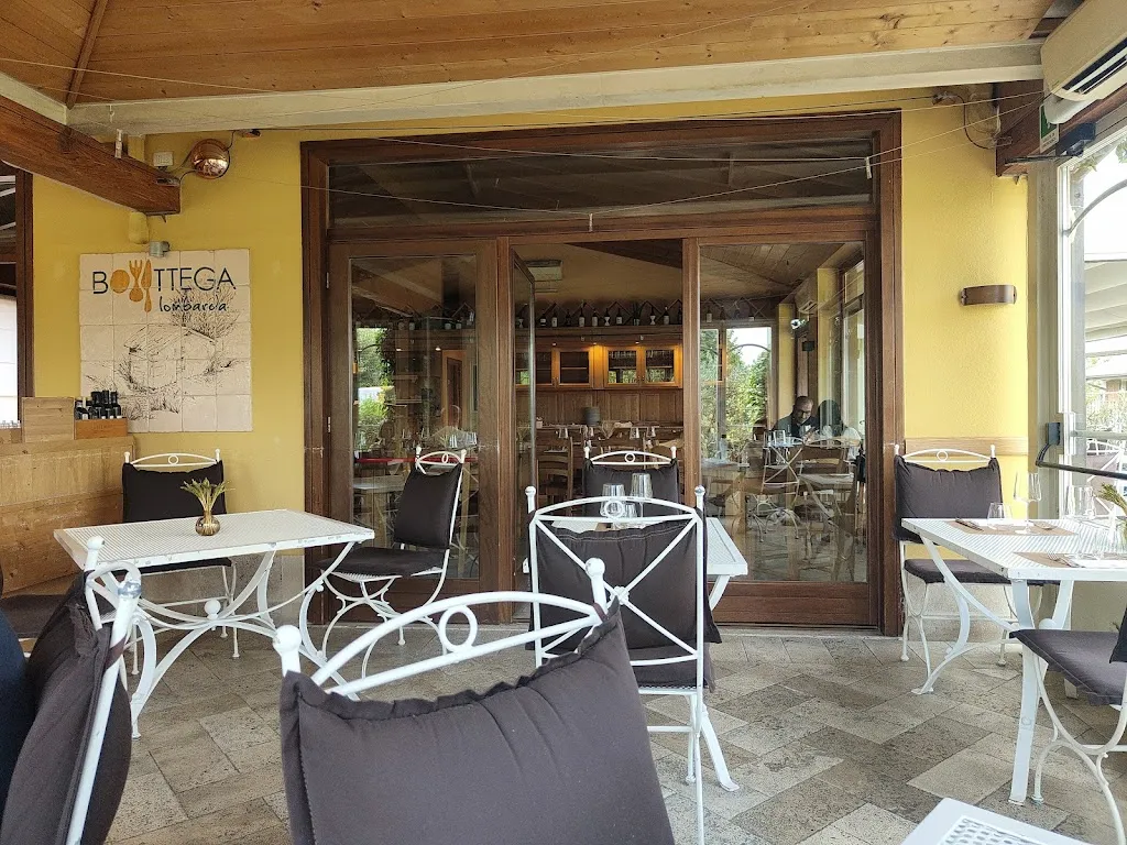 Bottega Lombarda_Bodio Lomnago_slider_image_3