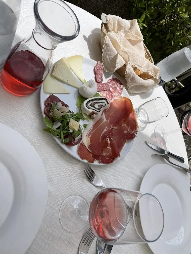 Me Mu_Ara Del Colle Ristorante-Pizzeria-Camere_Cansano_review