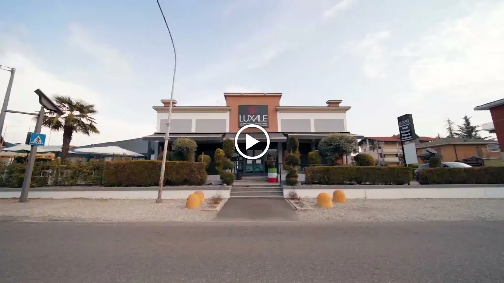 LUXALE Cassano Magnago | Ristorante-Pizzeria -Pasticceria restaurant in Bolladello-Peveranza