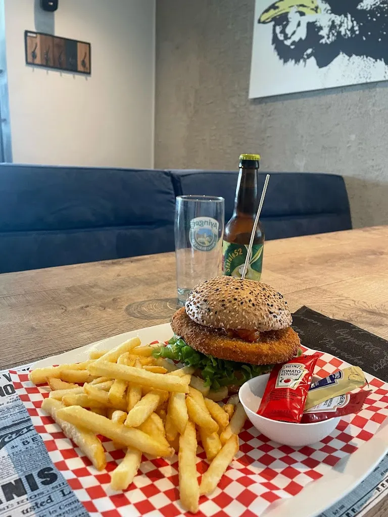 STILL Drinkery&Diner_Bonate Sotto_slider_image_3