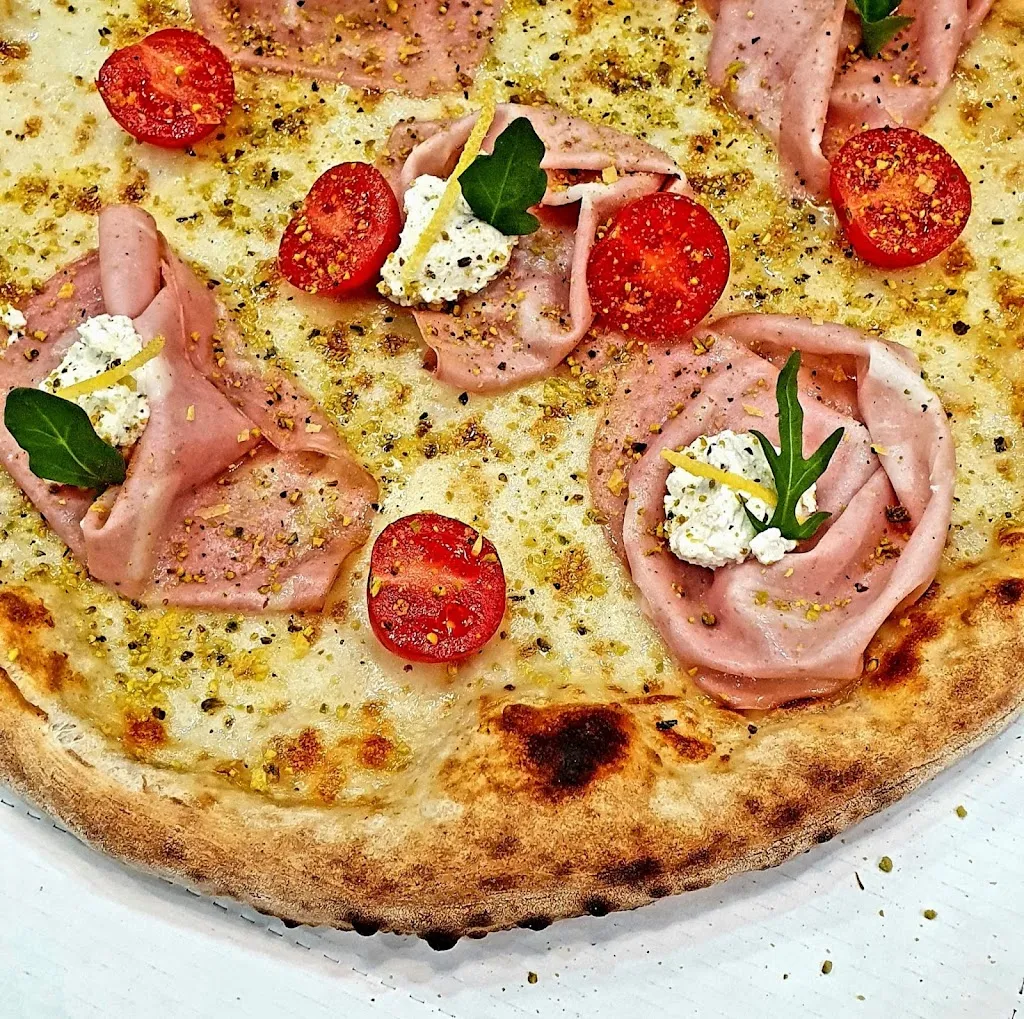 Pizzeria otto fette_Bonate Sotto_slider_image_3