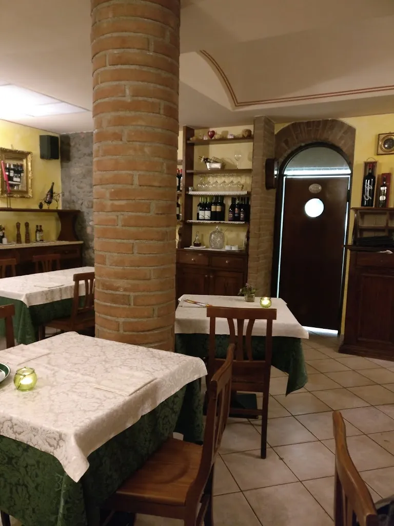 Marina Marciali_Ristorante Pizzeria Le Ghiaie_Bonate Sopra_review