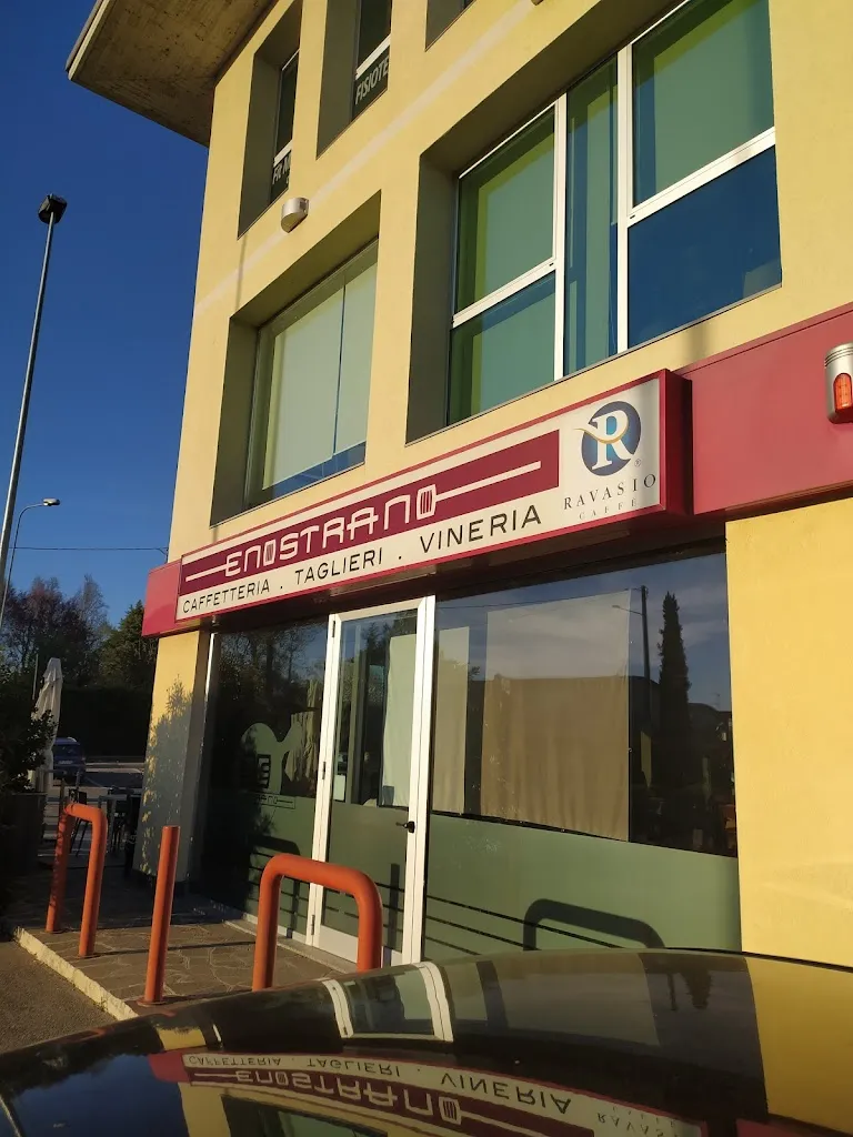 Enostrano_Bonate Sopra_slider_image_1