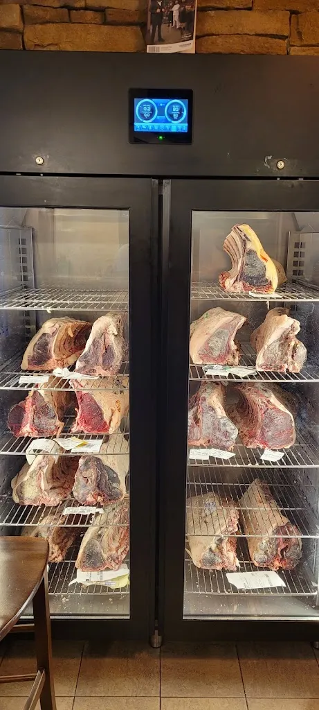 Eric Persigehl_Ristorante - Pizzeria L'Oster Bif & Beef_Bonate Sopra_review