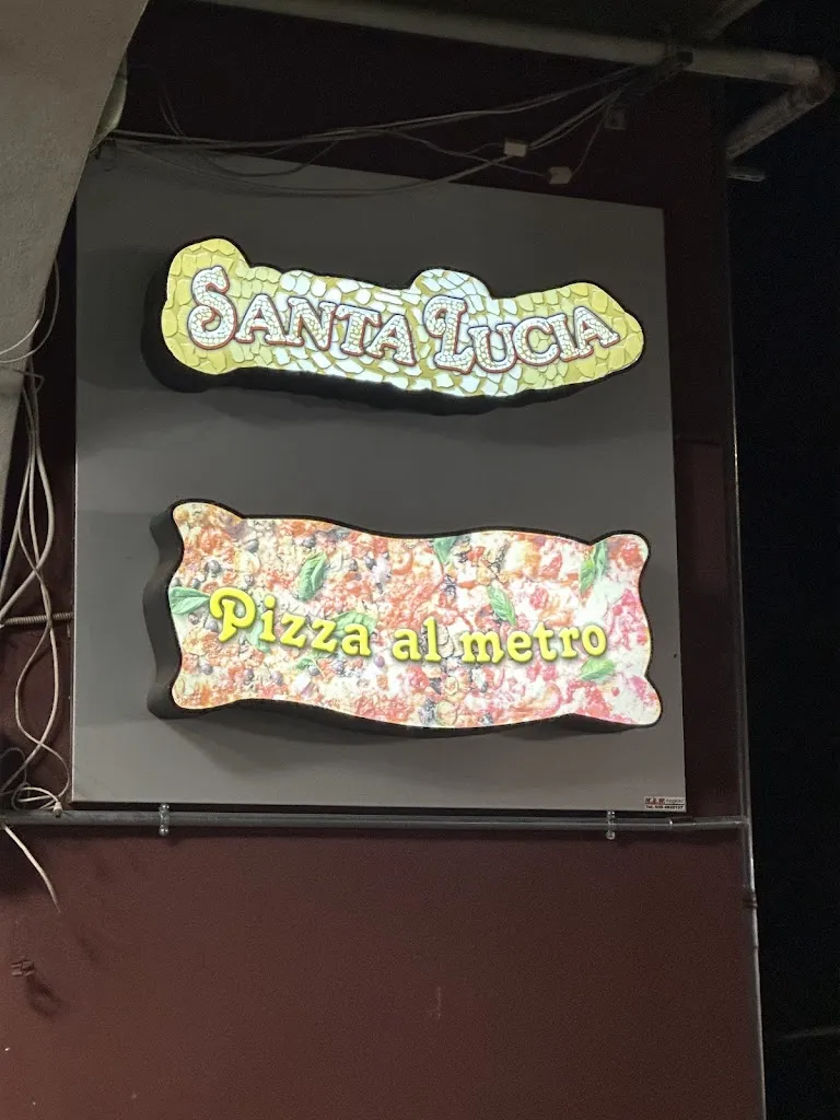 Zed Alhatab_Pizzeria S. Lucia_Bonate Sopra_review