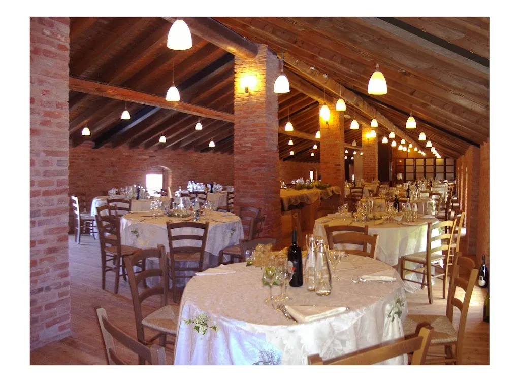 Agriturismo Corte Dei Semplici restaurant in Bordolano