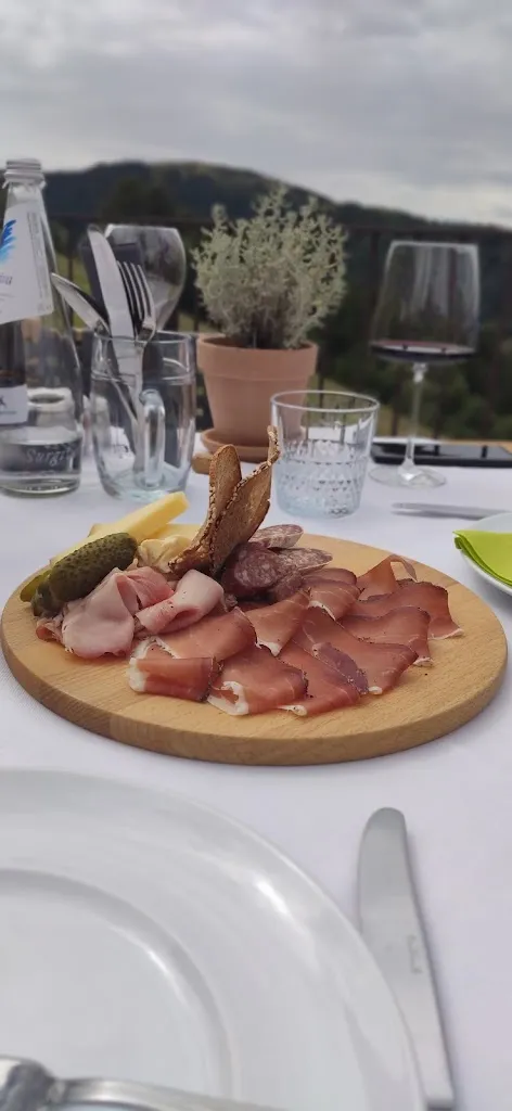 Don “Francesco”_Chalet Rocce Rosse Mountain Lounge_Bondione_review