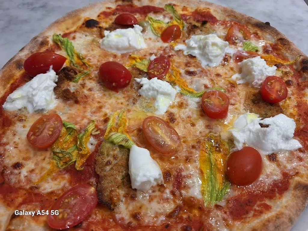 Ristorante Pizzeria Le 3 cime del Bondone_Bondione_slider_image_2