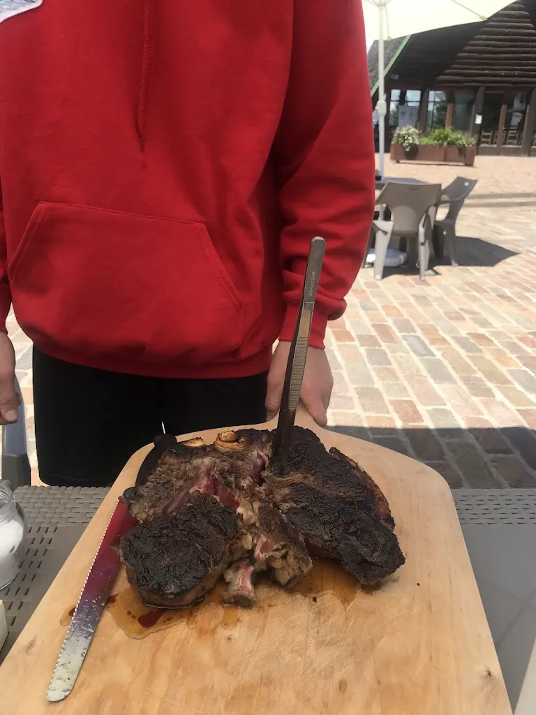 Silvana_Bond-One Pub - Ristorante - Pizzeria_Bondione_review