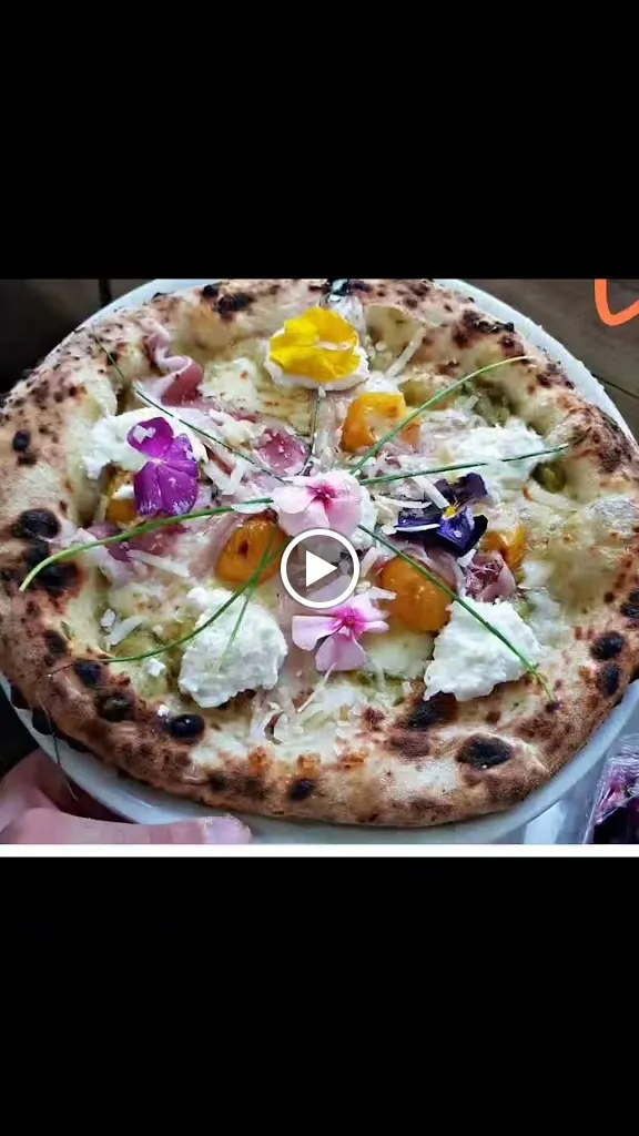Pizzeria Del Borgo_Borgo di Terzo_slider_image_2