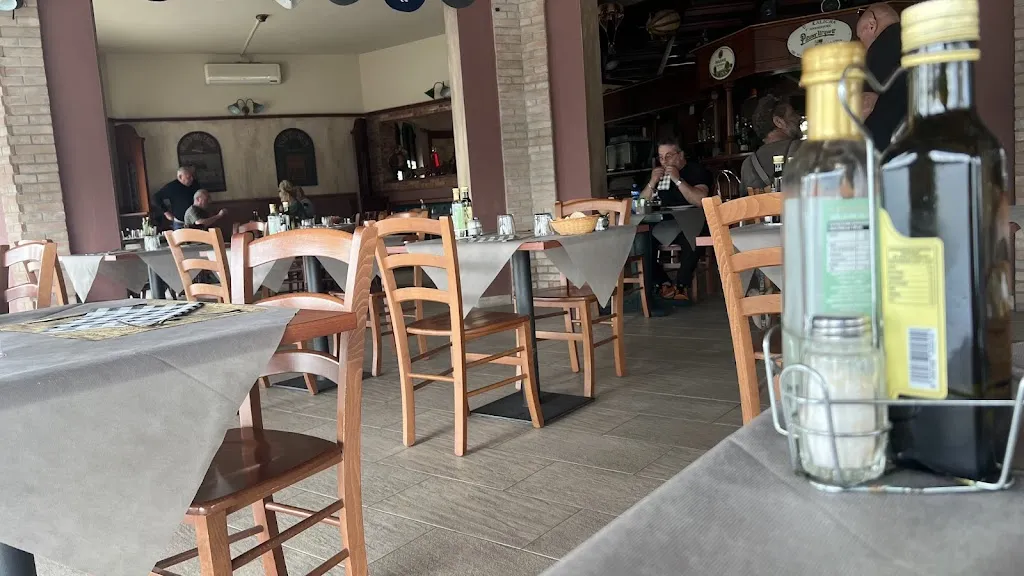 Claudio ilcava427_Grill House Pub Cafè Trattoria Ristorante_Borghetto Lodigiano_review