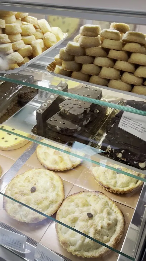 Antico Forno Flamini S.a.s. Pasticceria_Valtournenche_slider_image_2