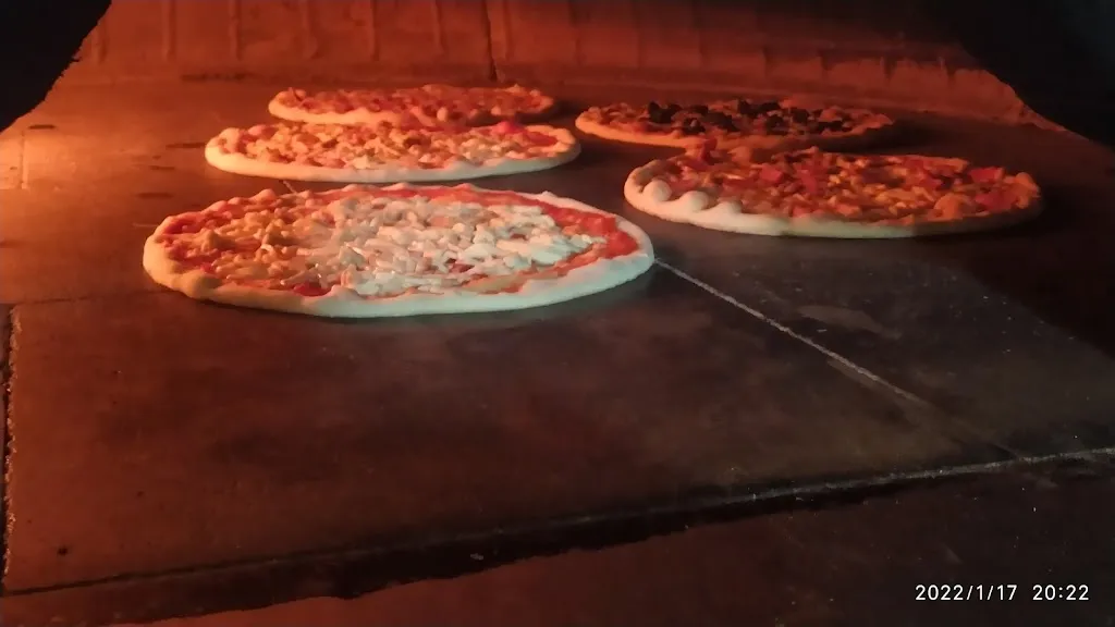 Pizzeria La Favola_Borghetto Lodigiano_slider_image_2