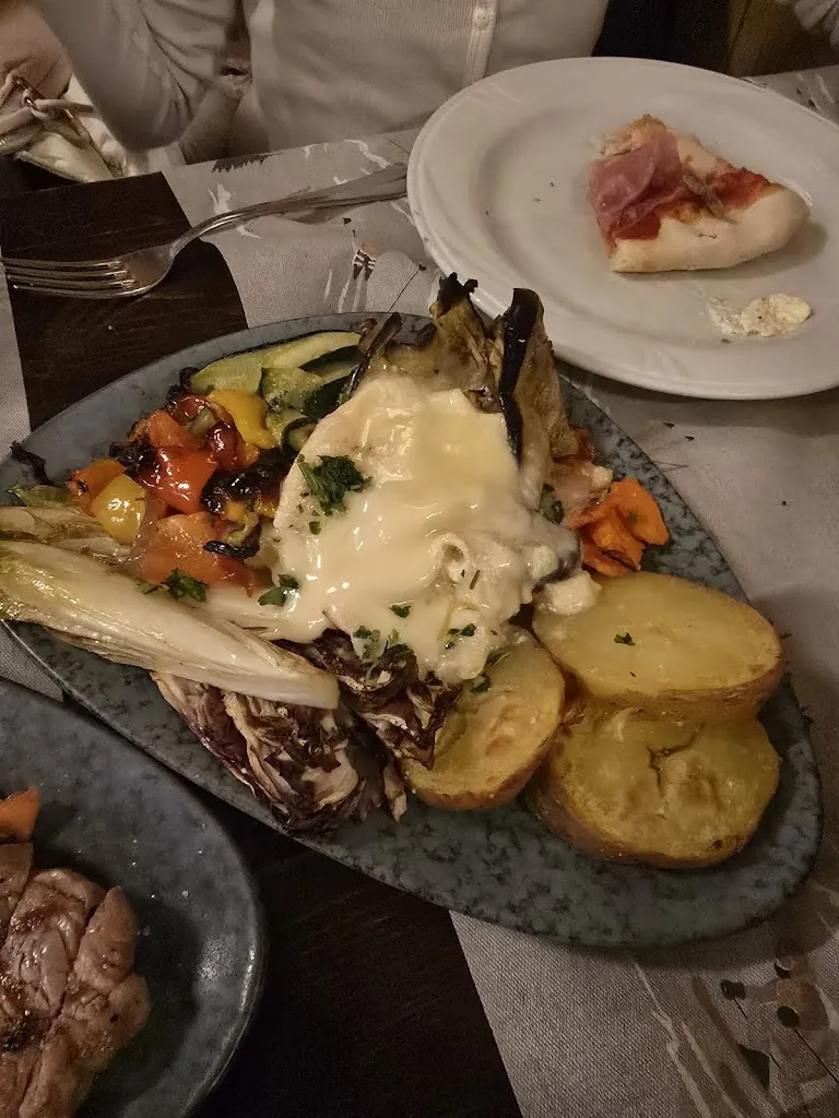 Andy Powell_Al Solito Posto ristorante e pizzeria - Street-Food, Gastronomia & Take Away_Valtournenche_review