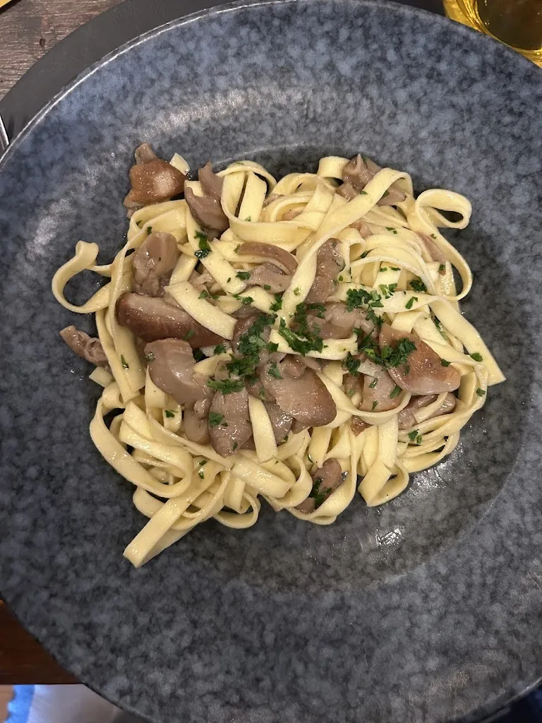 angelica costantini_Al Solito Posto ristorante e pizzeria - Street-Food, Gastronomia & Take Away_Valtournenche_review