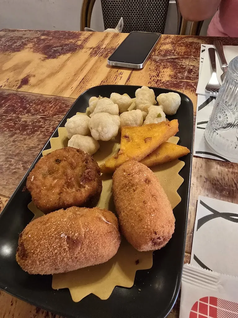 Zanis_Scugnizzi Borgoforte_Borgoforte_review