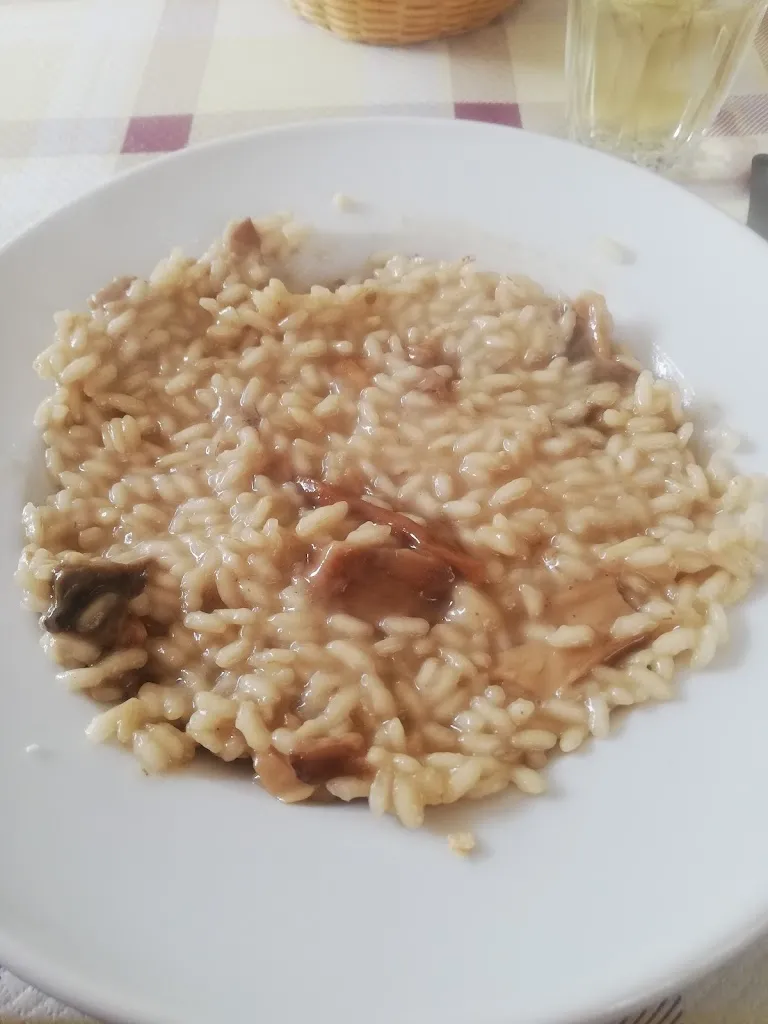 Trattoria Sparpaglione_Borgo Priolo_slider_image_2