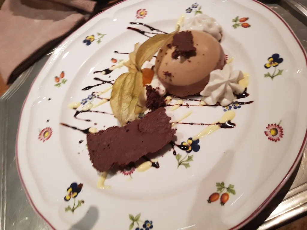 Charlie King_Hotel Al Caminetto_Valtournenche_review