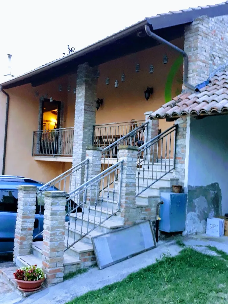 Agriturismo Il Castagno restaurant in Borgo Priolo