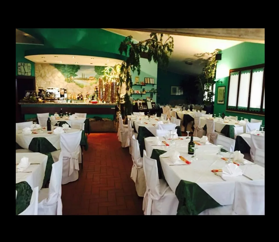Ristorante Villa Del Borgo restaurant in Borgofranco sul Po