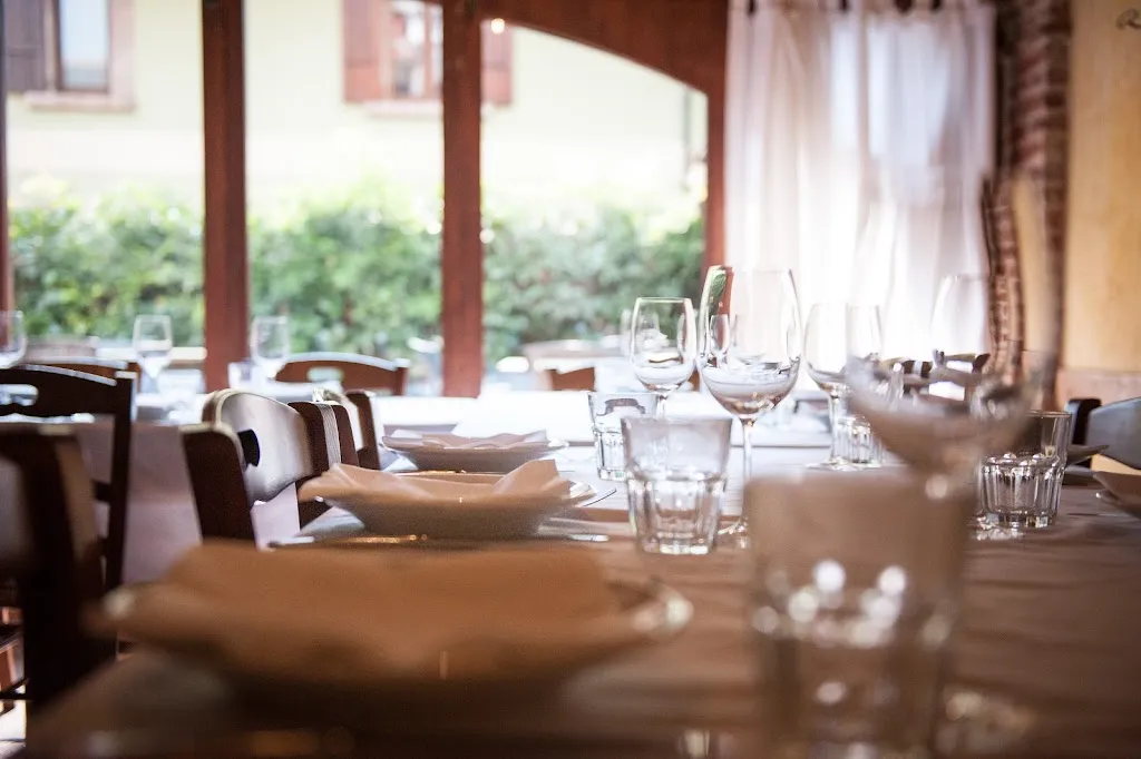 AQUILA ROSSA restaurant in Borgo San Giacomo