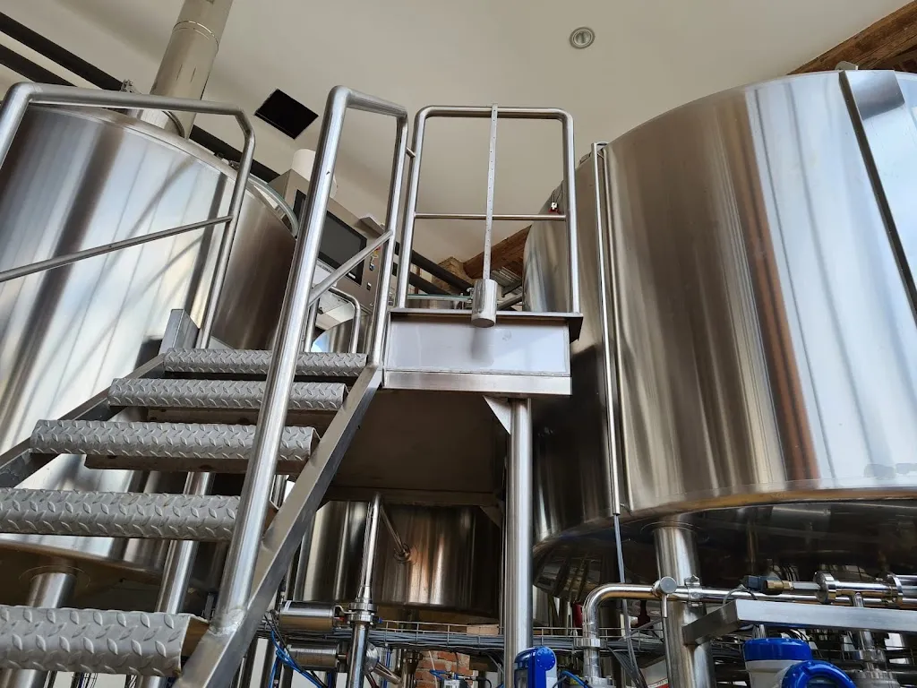 Agribirrificio del Graal_Borgo San Giacomo_slider_image_2