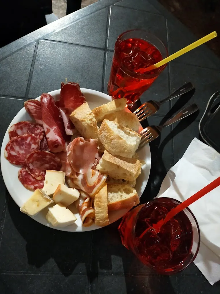 Floriana F_Trattoria Pontelungo_Bornasco_recensione