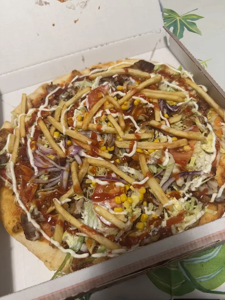 Hamed Ata alla_Borgo pizza e kebab_Borgosatollo_review