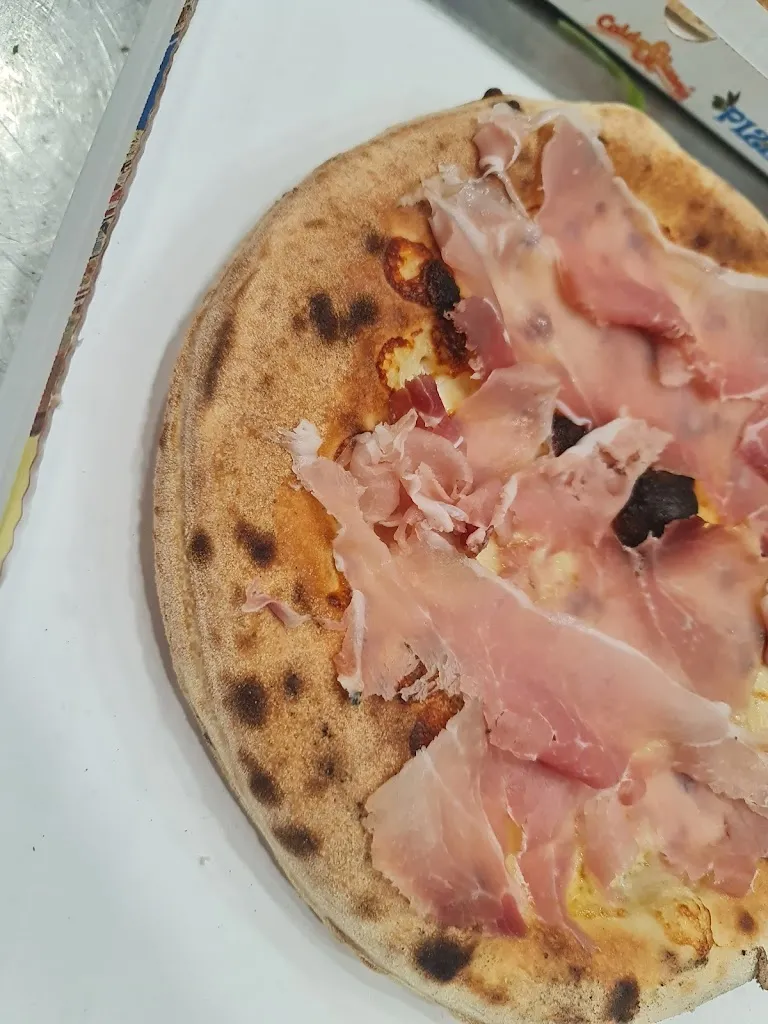 Gustosa_Borgosatollo_slider_image_3