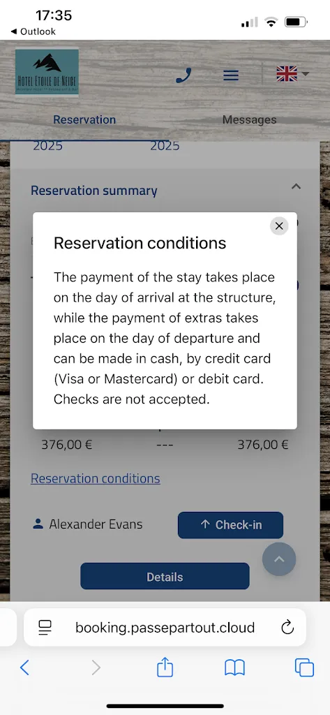 Alex Evans_Hotel Etoile de Neige_Valtournenche_recensione