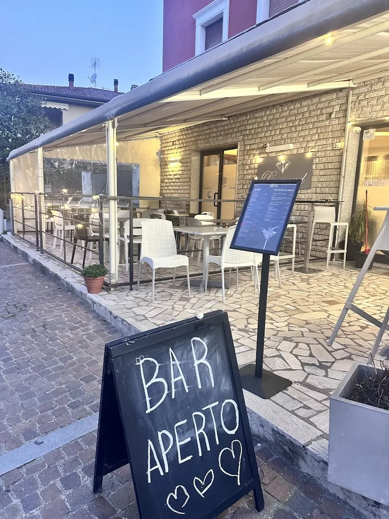 Bar Diamond restaurant in Bornato