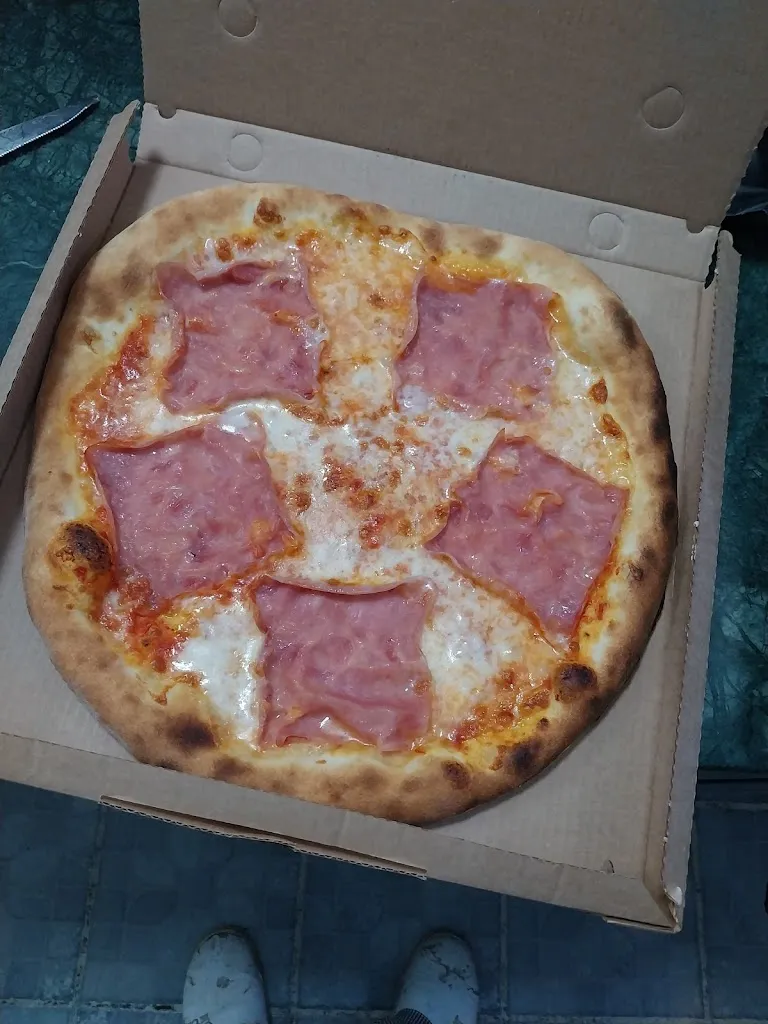 Pizzeria Mar Rosso_Bosisio Parini_slider_image_2