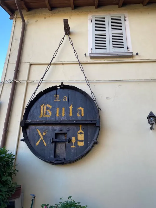 Pablo Perversi_La Buta_Bosnasco_review