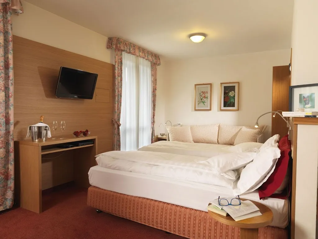 Hotel Miralago Ristorante_Bossico_slider_image_2