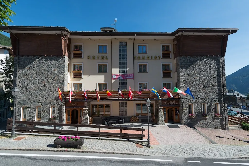 Hotel Tourist restaurant in Valtournenche