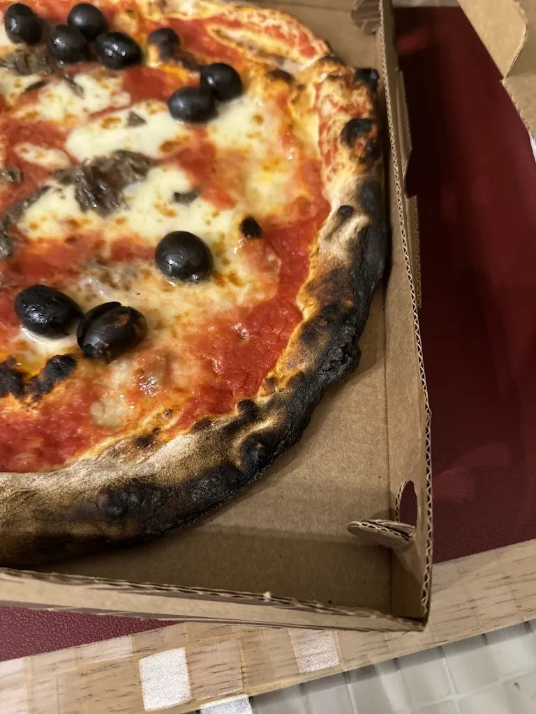 Andrea Dando_Gabbia Di Matti Pizzeria_Bottanuco_review