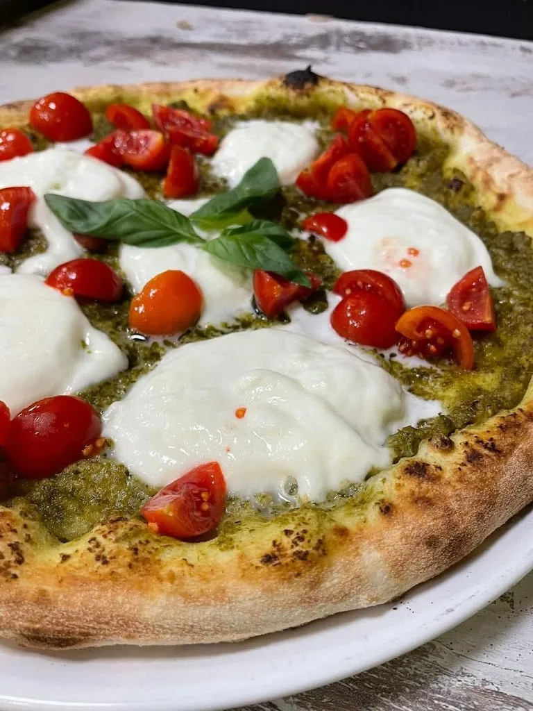 Gabbia Di Matti Pizzeria_Bottanuco_slider_image_1